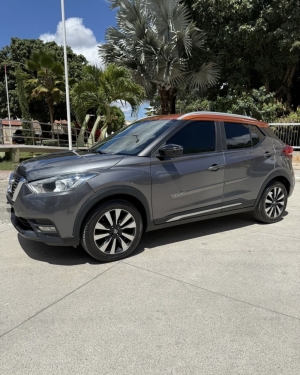 Kicks SL CVT